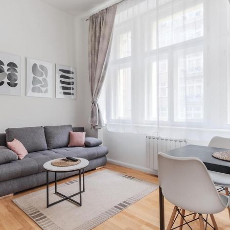 Prague Days - Elegant Studios Near Wenceslas Square 외부 사진